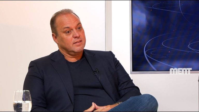 Hier is Frans Bauer nu mee bezig #ahoy  #show