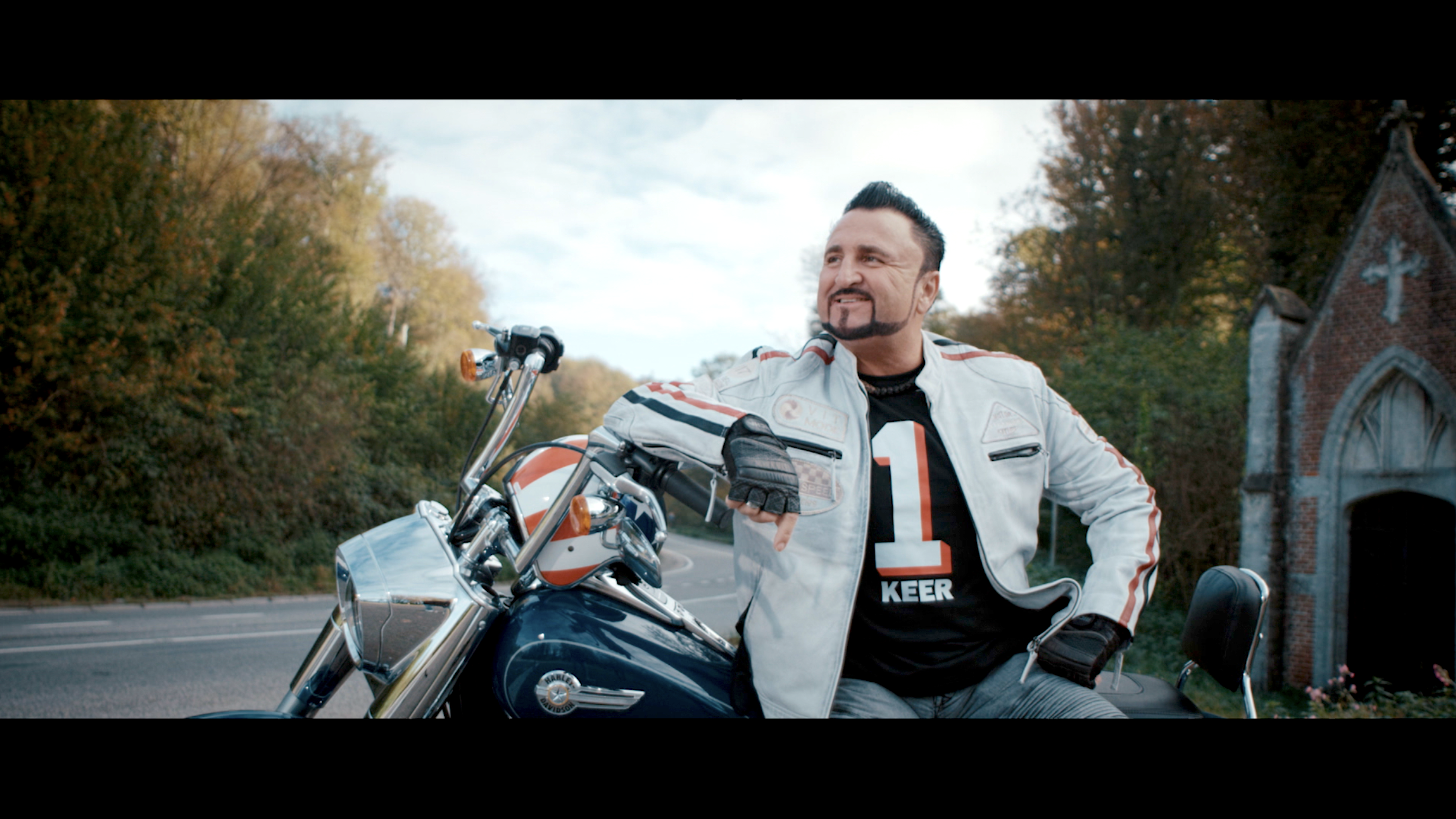 Sammy Moore - 1 Keer - 001