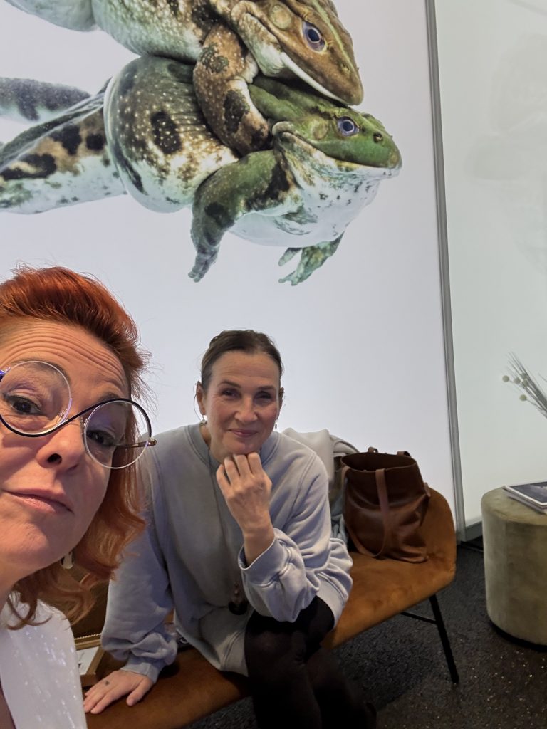 Veerle & Evi backstage bij MENT