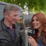 Helmut Lotti en KAtja Retsin tijdens de TV-opname van Play THat Song