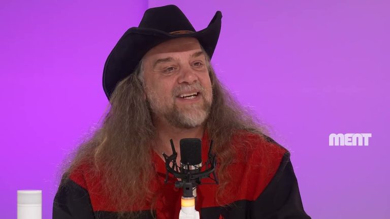 Johnny Trash Doet Gek